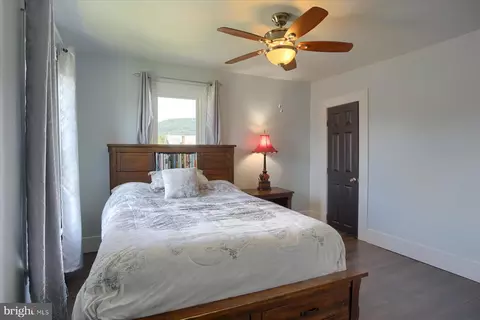 205 3rd Ave, Burnham, PA 17009 photo 17