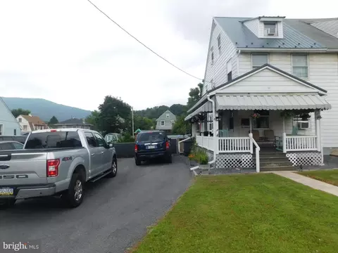 213 Sixth Ave, Burnham, PA 17009