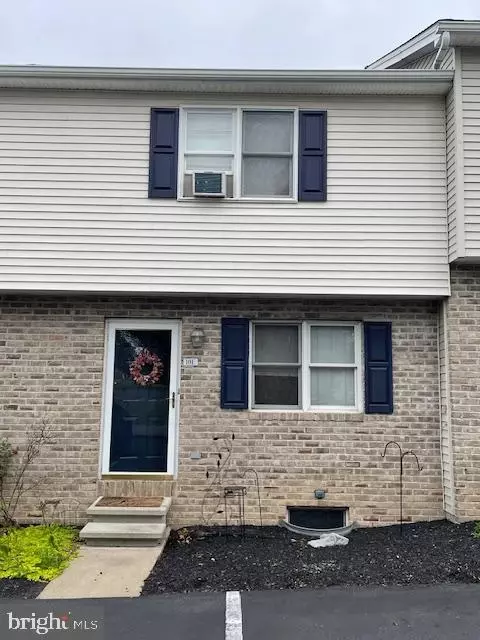 10 Taylor Dr # E, Reedsville, PA 17084