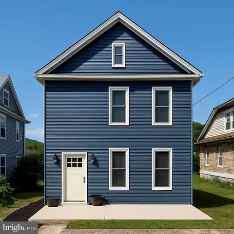 25 S Mann Ave, Yeagertown, PA 17099