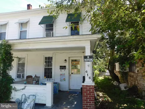 616 W Fifth St, Lewistown, PA 17044
