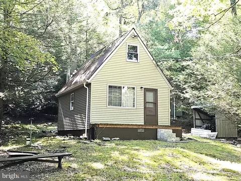 140 David Auker Ln, Milroy, PA 17063
