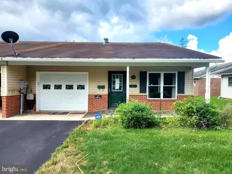 905 S Main St, Lewistown, PA 17044