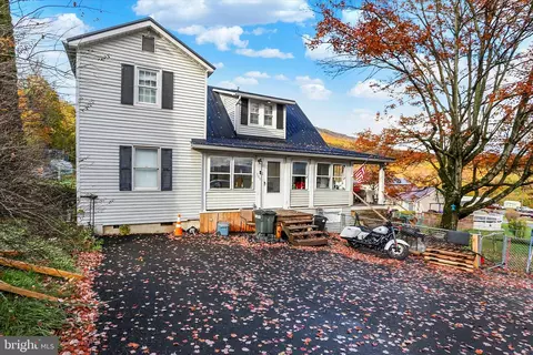 209 N Mann Avenue Ext, Yeagertown, PA 17099