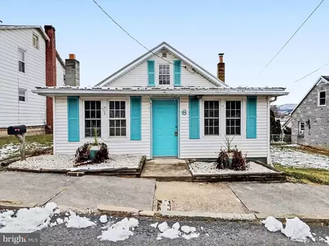 6 Oakland Ave, Lewistown, PA 17044