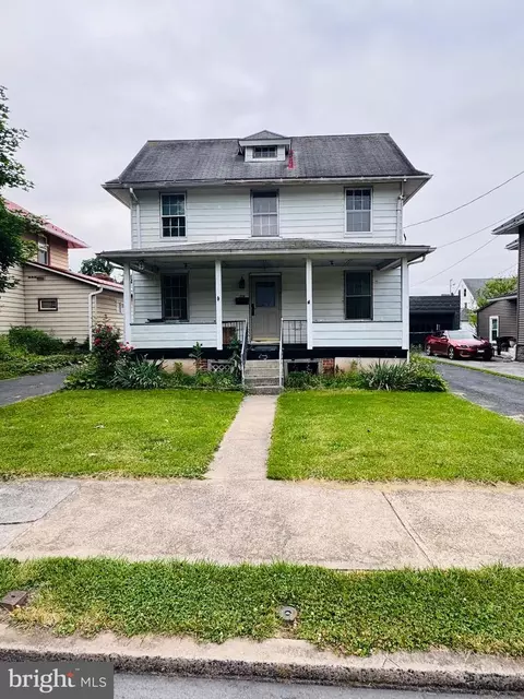 224 7th Ave, Burnham, PA 17009