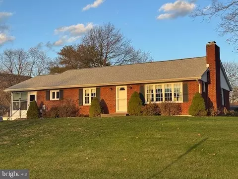 115 Greenwood Ave, Yeagertown, PA 17099