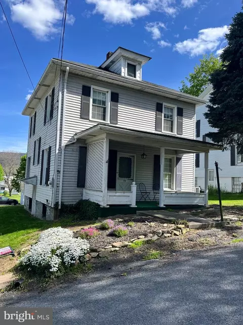 72 Green St, Belleville, PA 17004