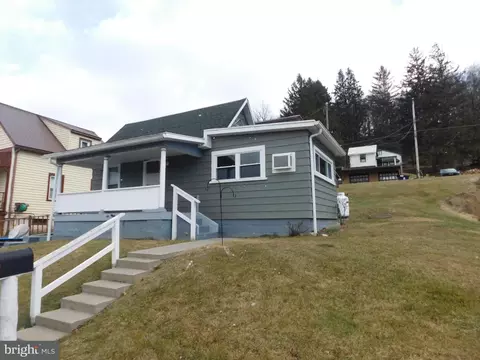 812 Roosevelt Ave, Lewistown, PA 17044