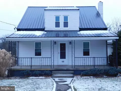 122 Loop Rd, Lewistown, PA 17044