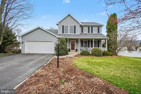 71 Greenfield Dr, Reedsville, PA 17084