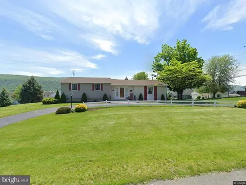 102 Poe St, Belleville, PA 17004