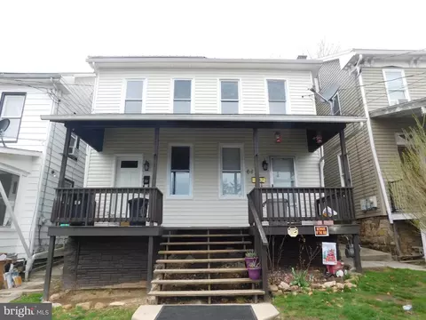 62 64 Catherine St, Lewistown, PA 17044