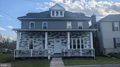 154 N Main St, Milroy, PA 17063