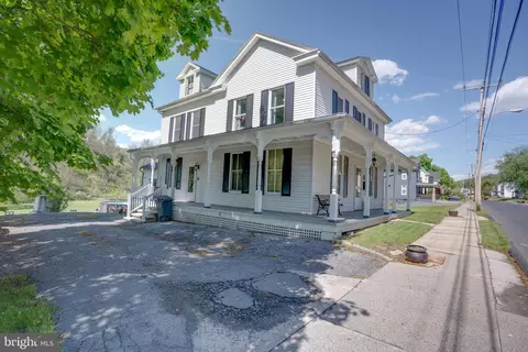 Exterior - 611 E Freedom Ave, Burnham, PA 17009 photo 5 of 5