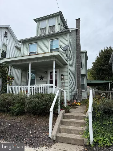 265 W 5th St, Lewistown, PA 17044