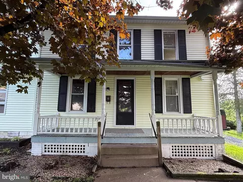 112 S Ridge St, Burnham, PA 17009