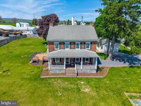 340 Applehouse Rd, Belleville, PA 17004