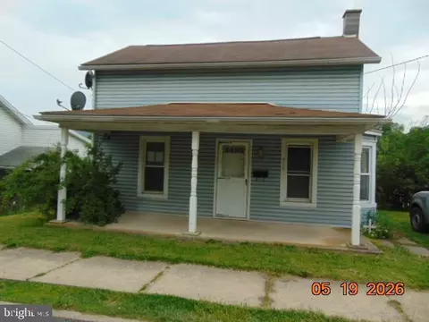 419 E Freedom Ave, Burnham, PA 17009