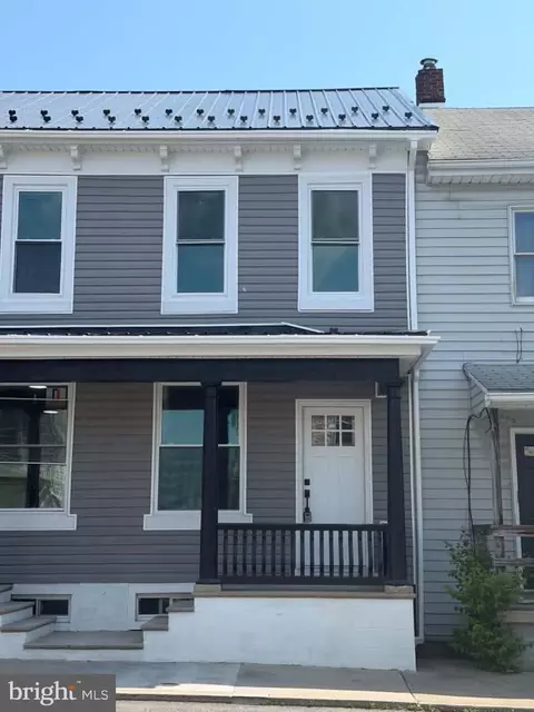 215 N Grand St, Lewistown, PA 17044