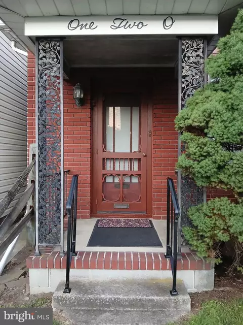 120 Shaw Ave, Lewistown, PA 17044