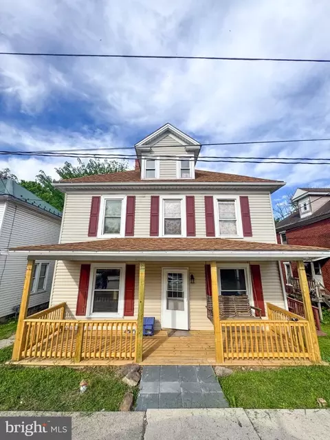 125 N Main St, Yeagertown, PA 17099