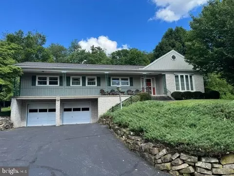 177 Scenic Dr, Lewistown, PA 17044