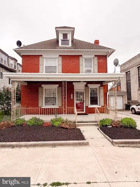 10 E 3rd St, Lewistown, PA 17044