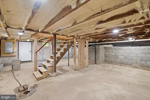 Entry Way - 667 Summit Rd, Mcclure, PA 17841 photo 7 of 8