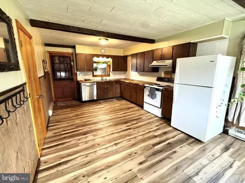 Kitchen - 5149 Old Stage, Mcclure, PA 17841 photo 1 of 1