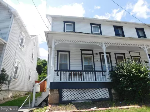 238 N Main St, Yeagertown, PA 17099