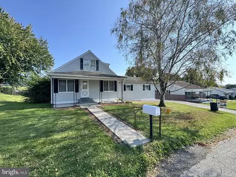 422 Princeton St, Lewistown, PA 17044