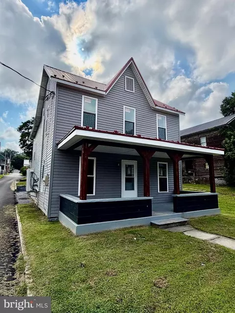 100 N Main St, Yeagertown, PA 17099