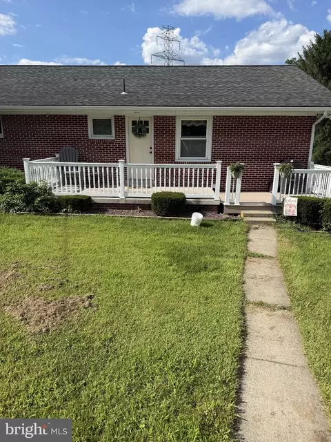 1445 Loop Rd, Lewistown, PA 17044