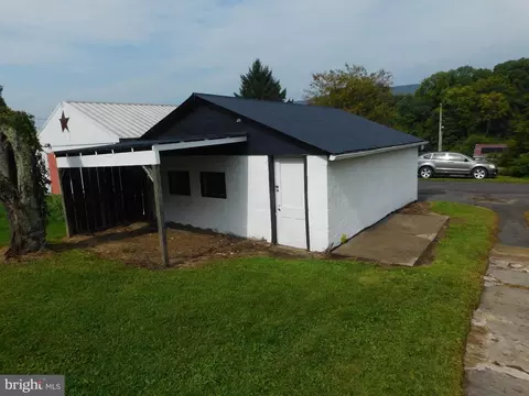 Exterior - 419 E Freedom Ave E, Burnham, PA 17009 photo 2 of 2
