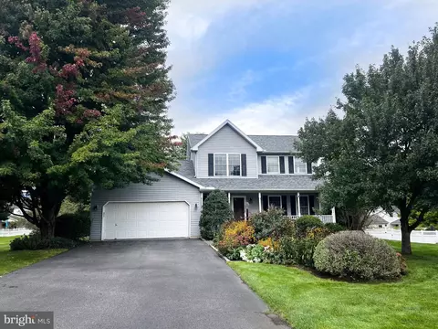 71 Greenfield Dr, Reedsville, PA 17084