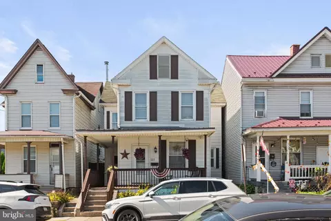 111 Pannebaker Ave, Lewistown, PA 17044