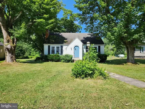 24 Sweitzer Dr, Duke Center, PA 16729