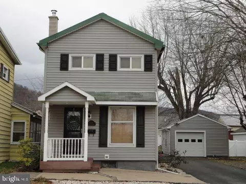 439 W Market St, Danville, PA 17821