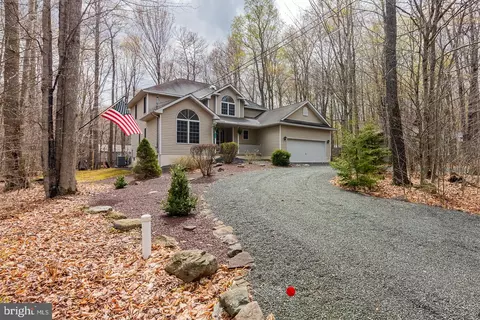 1112 Wiconisco Dr, Pocono Lake, PA 18347