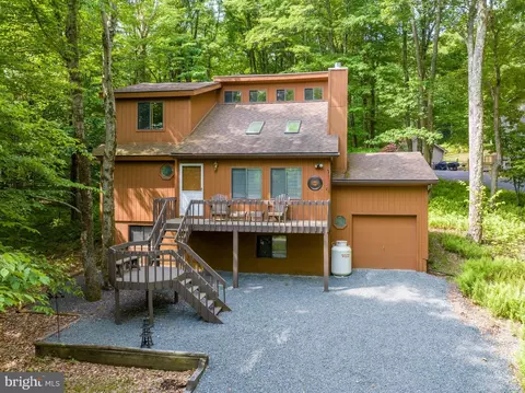 1436 Lake Ln, Pocono Lake, PA 18347