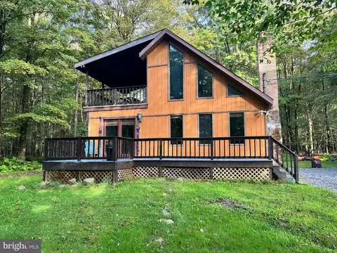 179 King Arthur Rd, Blakeslee, PA 18610