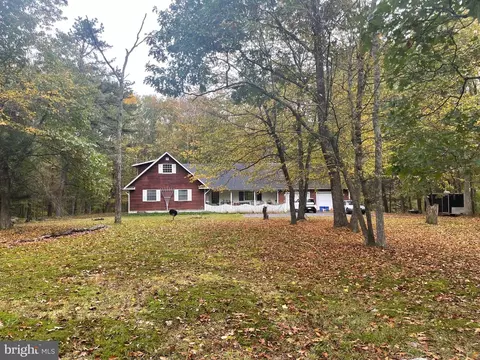 2197 Vista Cir, East Stroudsburg, PA 18302