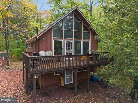 2020 Beaver Run Rd, Mount Pocono, PA 18344