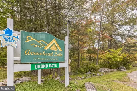 2123 Lehigh Dr, Pocono Lake, PA 18347