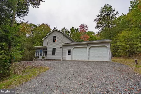 245 Henning Rd, Blakeslee, PA 18610