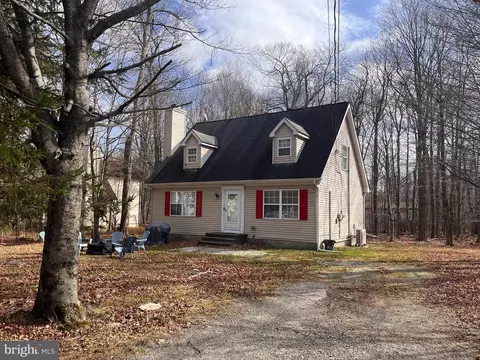 1154 Jewel Ter, Tobyhanna, PA 18466