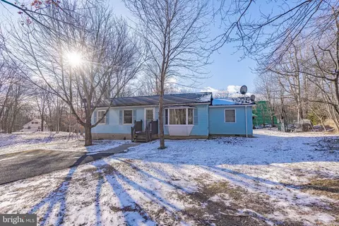 171 Motega Dr, Albrightsville, PA 18210