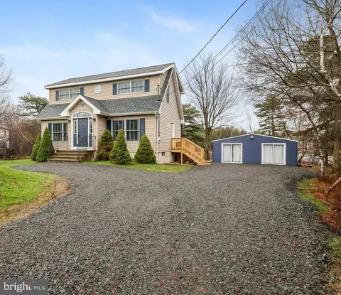 111 Beaver Dam Rd, Long Pond, PA 18334