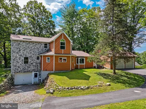 205 Edward Smith Blvd, East Stroudsburg, PA 18302